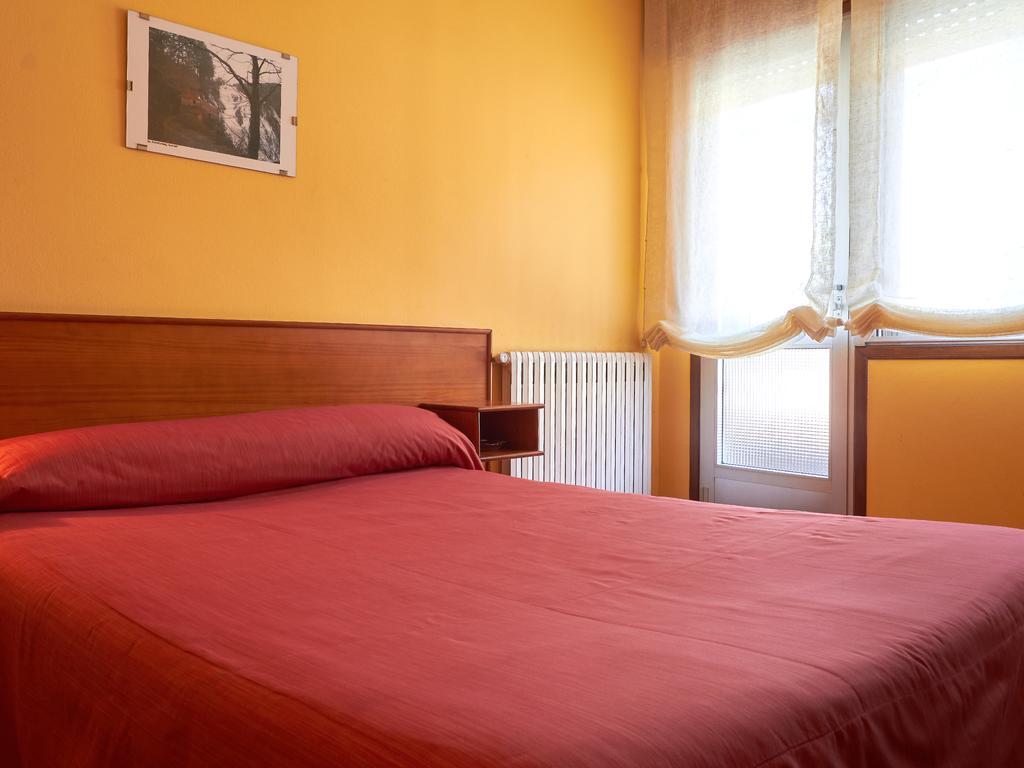 Pension Restaurante Sony Мелиде Екстериор снимка